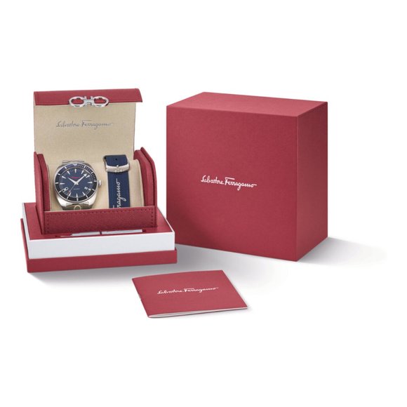 Ferragamo Sale Mens Strap Steel Watch w/ Full Box NEW - Picture 4 of 4